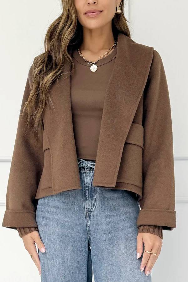 Short lapel wool coat