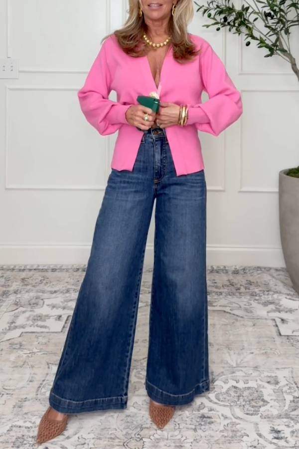 High-waisted wide-leg jeans