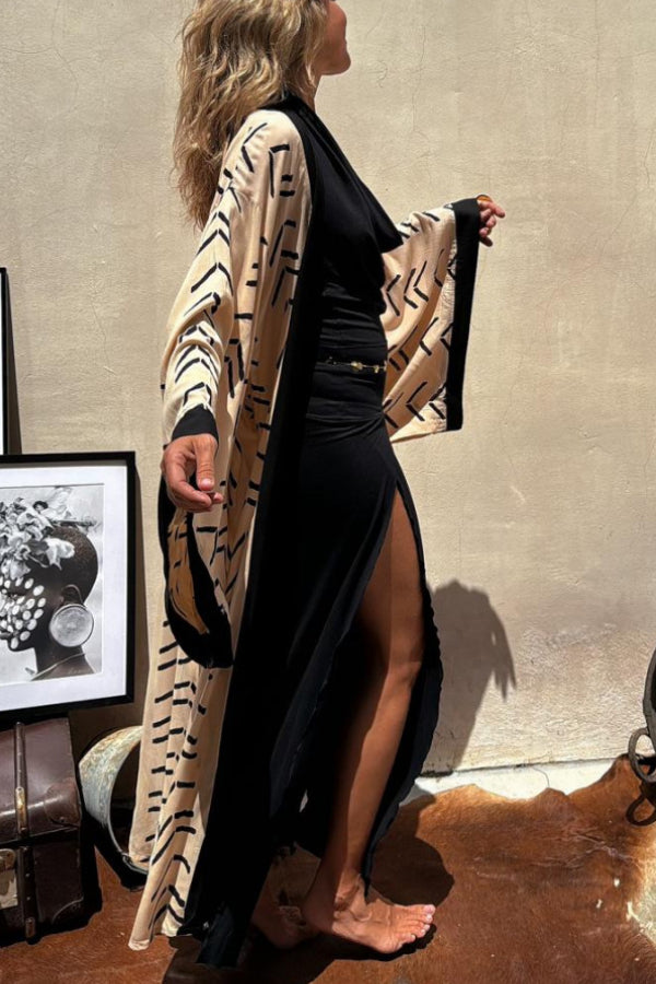 Paro Long Sleeve Simple Robe