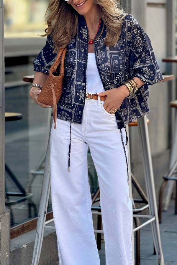 Vintage Bandana Print Cropped Zip‑Up Bomber Jacket