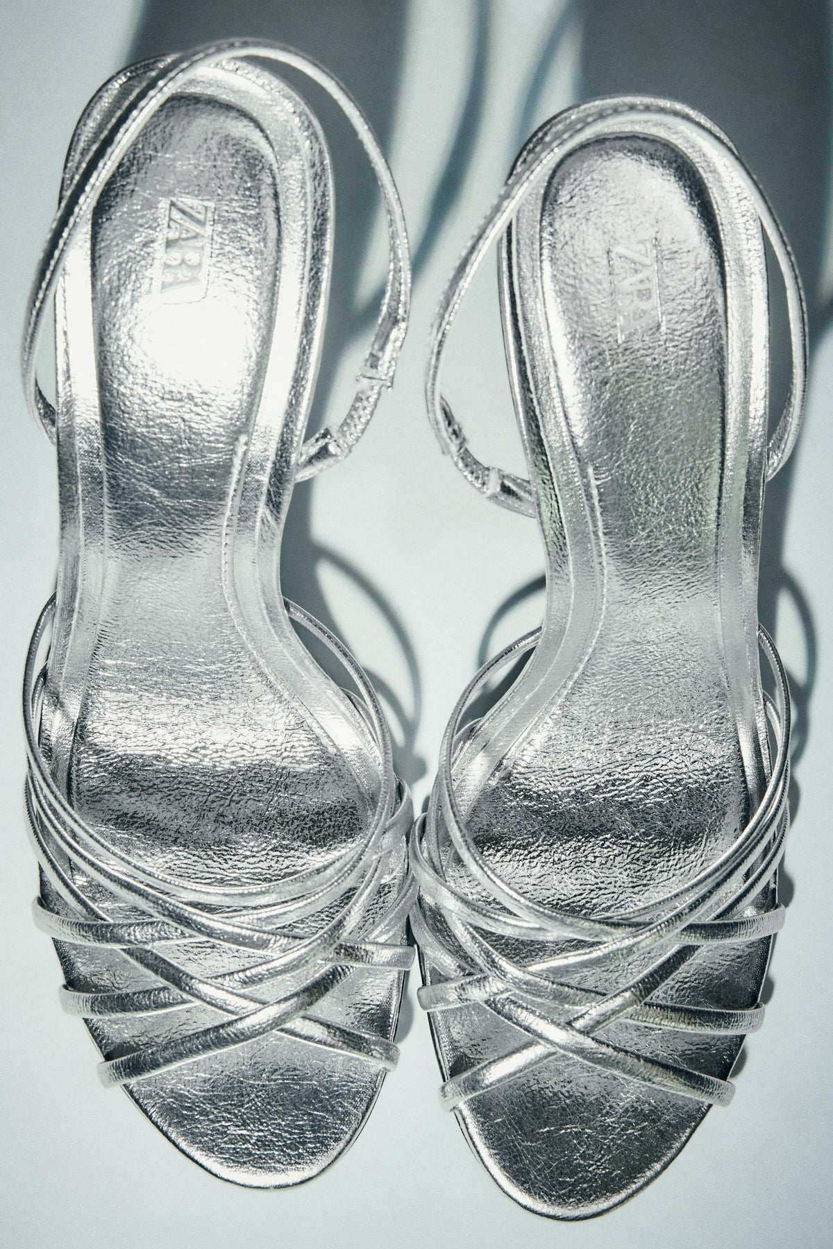 METALLIC EFFECT HEELED SANDALS