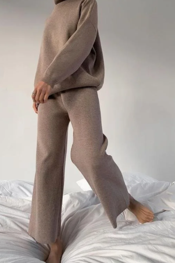 Knitted Solid Color Loose Casual Suit