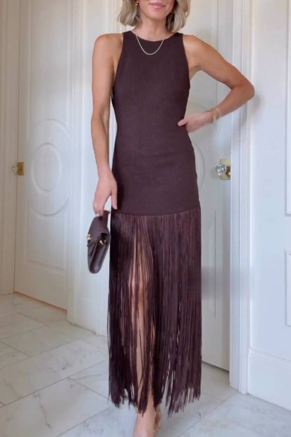 Sleeveless knitted maxi dress with tassels