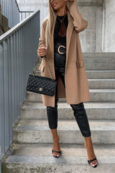 Trench coat with large lapel pockets