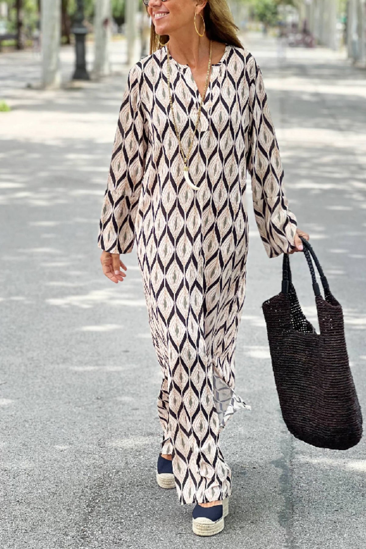 Unique Printed Long Sleeve V-neck Loose Maxi Dress