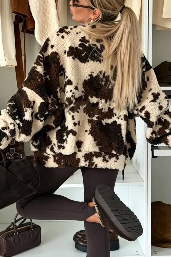 Soft and Fluffy Teddy Bear Fleece Material Contrast Color Long Sleeve Pocket Zipper Coat