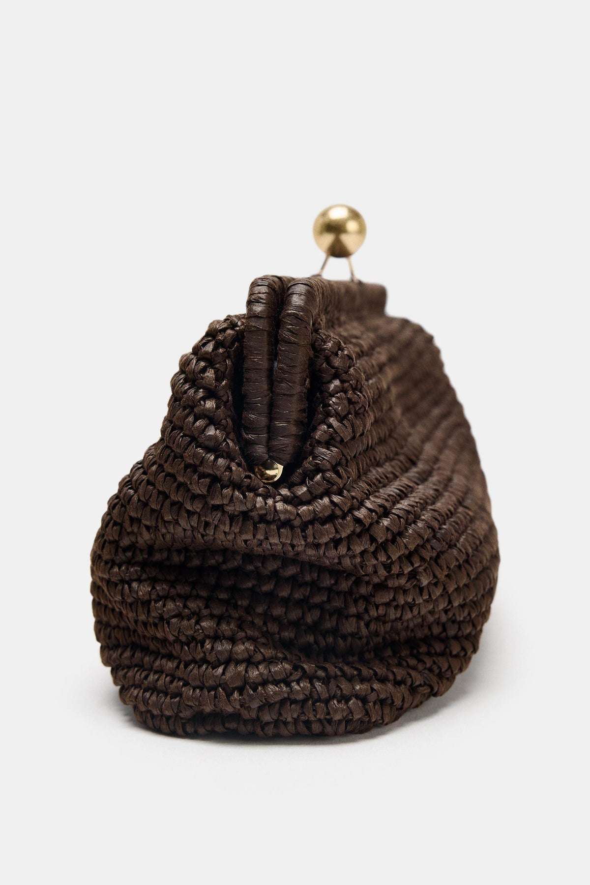 WOVEN CLUTCH BAG