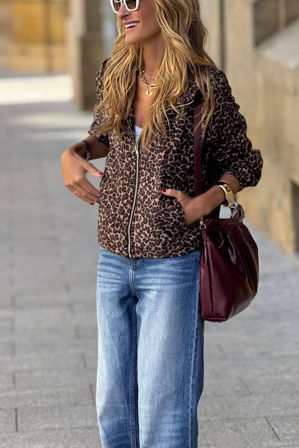Fashionable Leopard Print Jacket