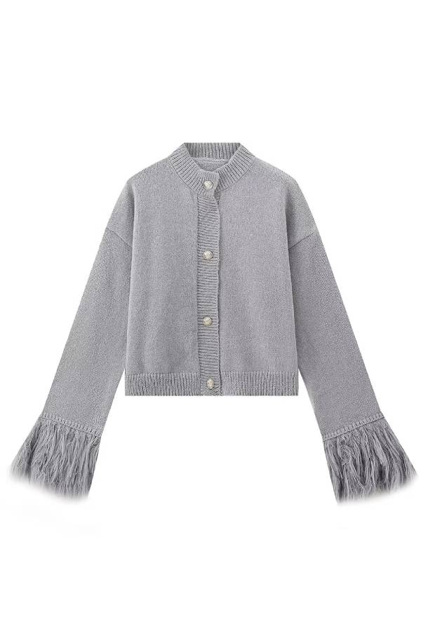 Cropped knitted cardigan with feather cuffs