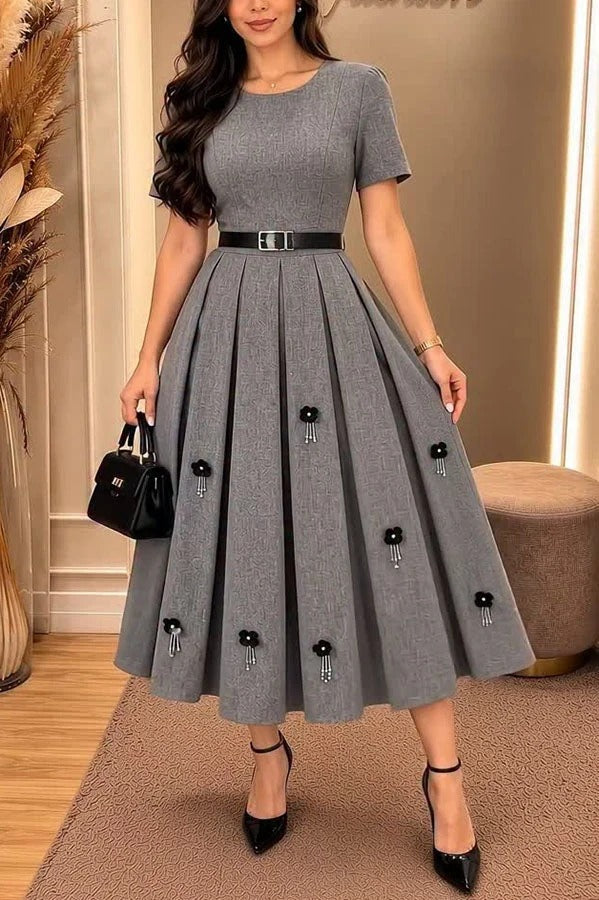 Tiffany's Lunch 3D Floral Tassel Pendant Short Sleeve Pleated Umbrella Hem Midi Dress