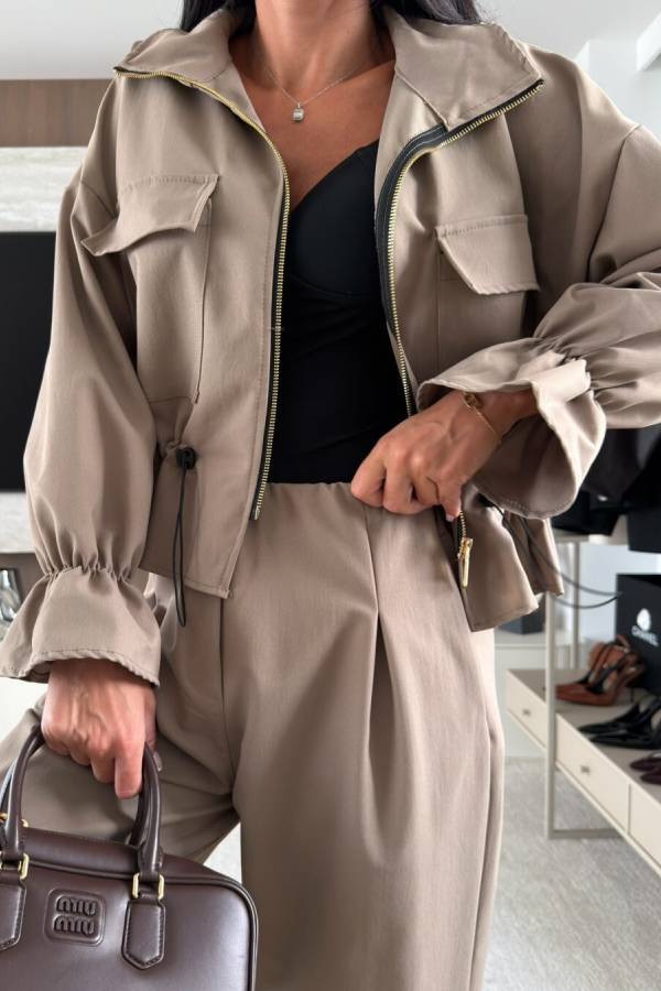 Trendy Workwear Style High Rise Elastic Waist Pocket Jogger Pants