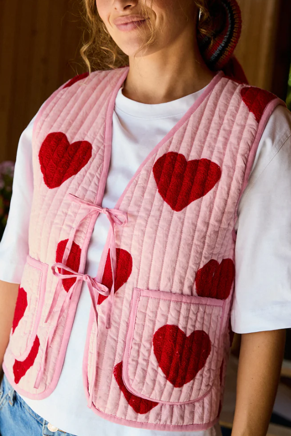 Red Heart Print Lace-up Vest