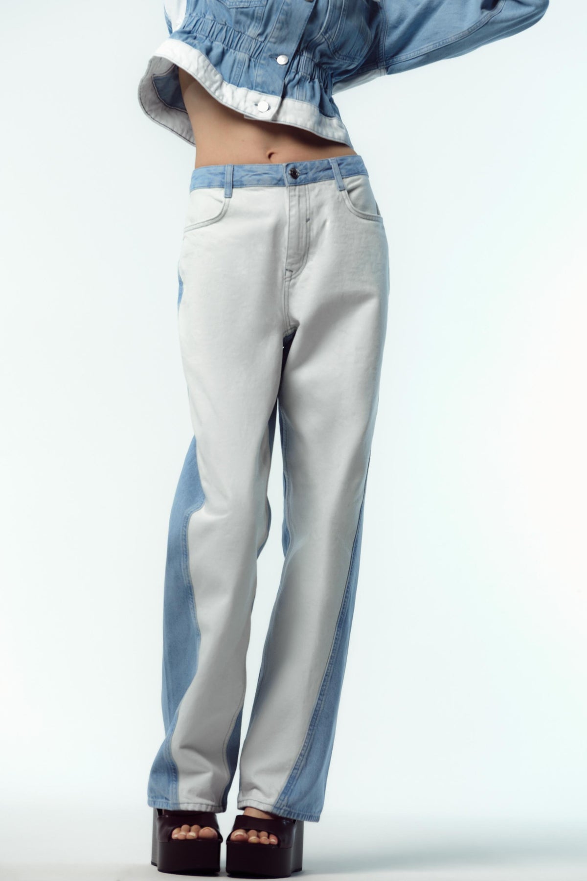 STRAIGHT LEG MID-RISE COMBINED JEANS