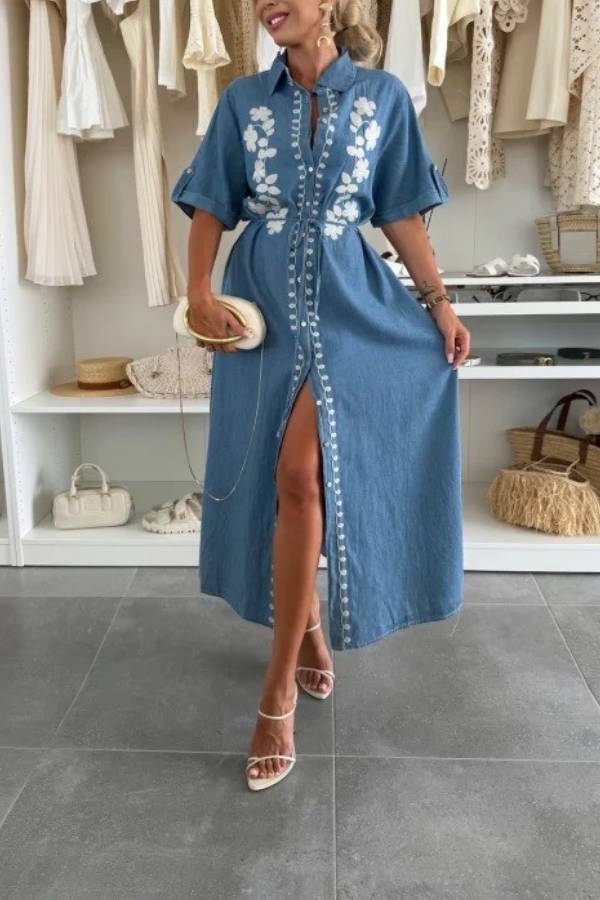 V-neck single-breasted short-sleeved dress