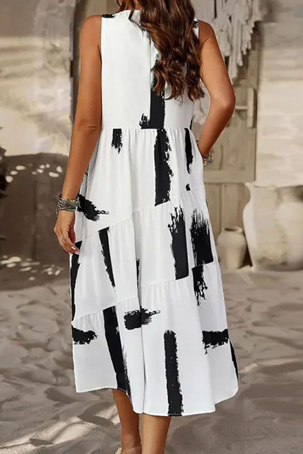 Panel Pocket Round Neck Neck Pleated Dress