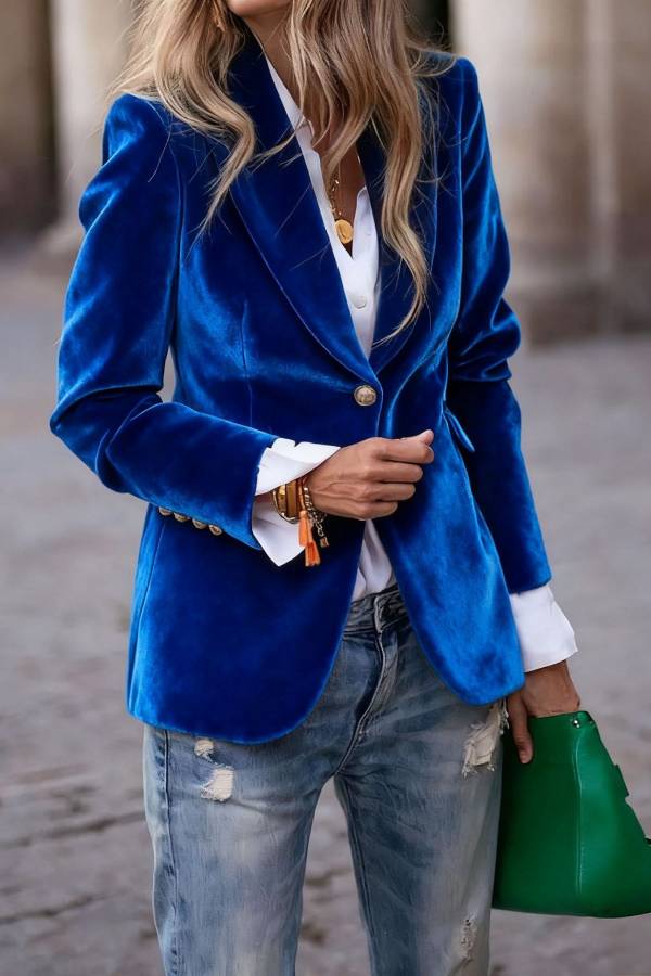 Vintage Velvet Slim-Fit Blazer