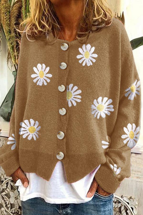 Round Neck Floral Embroidery Knitted Sweater Cardigan