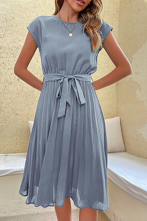 Summer vacation women's tie-up solid color pleated dress